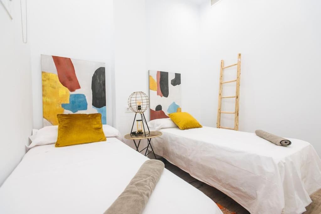 Selecta Patricio Saenz Apartment Seville Ngoại thất bức ảnh