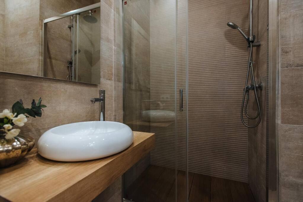 Selecta Patricio Saenz Apartment Seville Ngoại thất bức ảnh