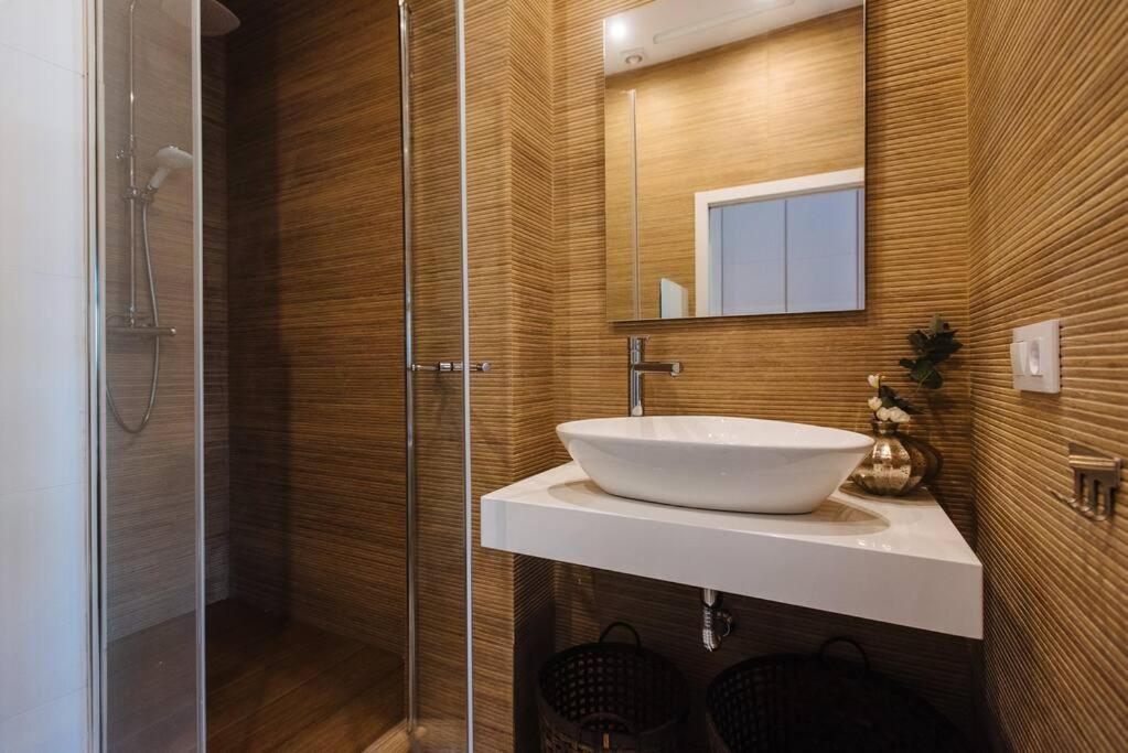 Selecta Patricio Saenz Apartment Seville Ngoại thất bức ảnh